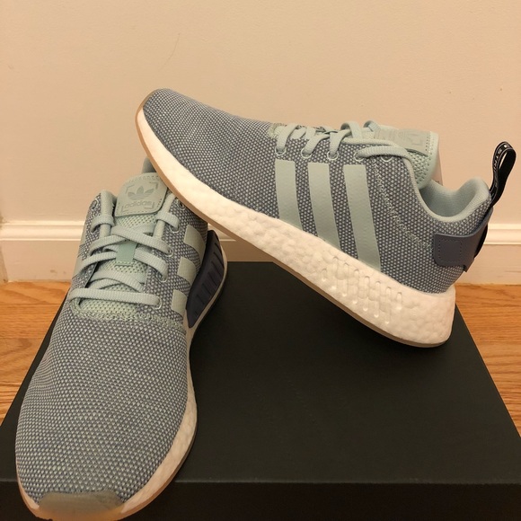 Adidas Originals NMD R2 Boost Women’s Shoe NEW - Picture 4 of 8